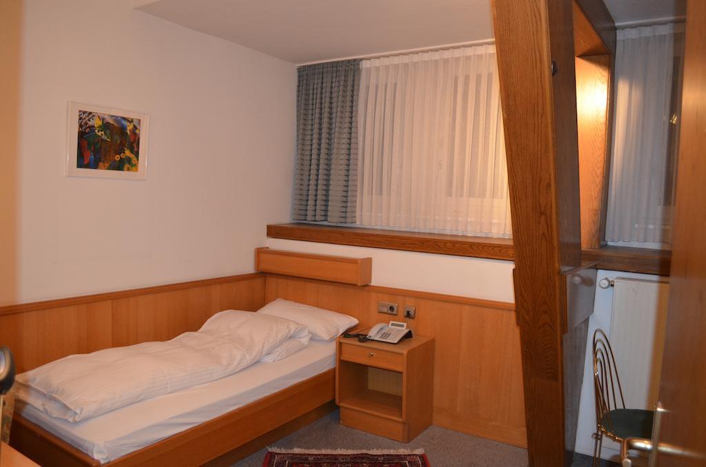 Hotel Drei Schweizer Neuwied Kamer foto